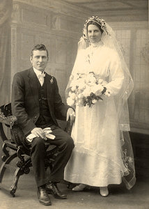 Warwick & Bessie Calvin c1920