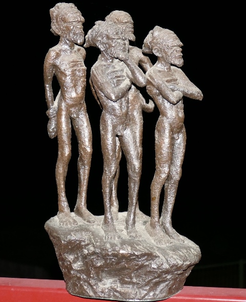  Antiques & Collectables