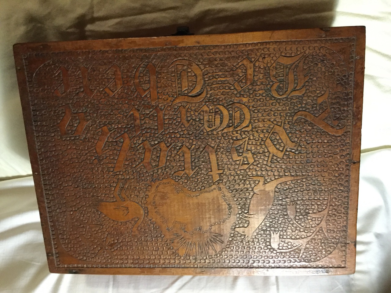  Antiques & Collectables