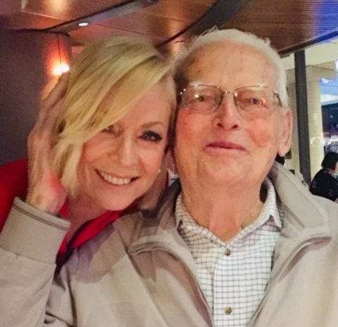  AN ACHING HEART SPEAKS OUT TO HELP OTHERS