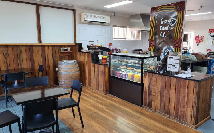  CAFÉ SOCIETY…  TINONEE STYLE!!