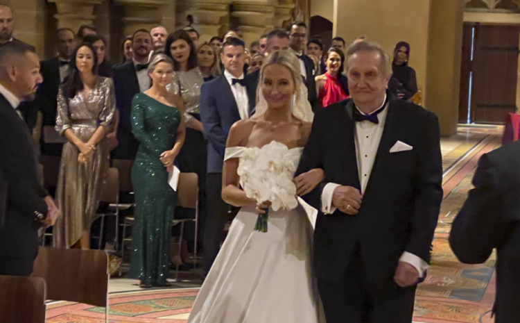  Councillor’s Daughter Weds