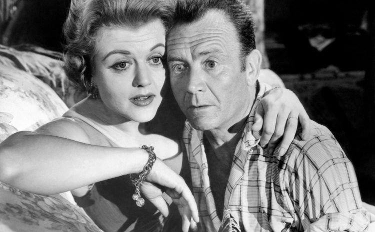  SUMMER OF THE SEVENTEENTH DOLL