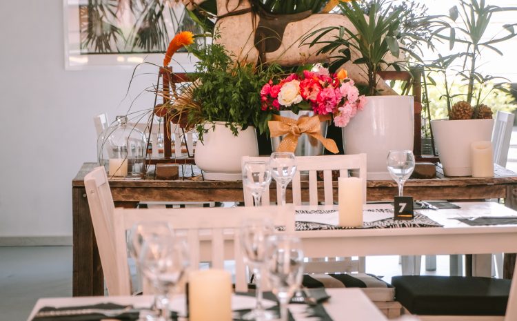  NEW LIFE IN AN OLD STORE.