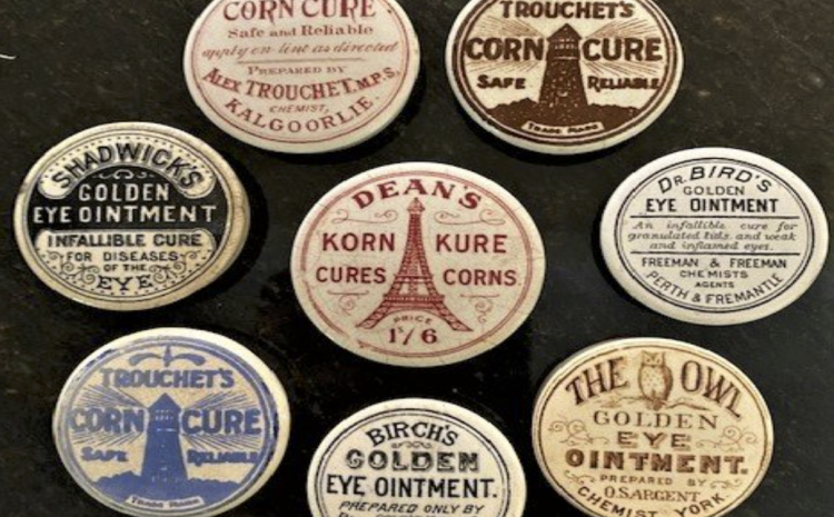  Antiques and Collectables